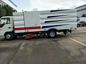洗掃車、掃路車廠家直銷 高效清潔與安全防撞的現代解決方案